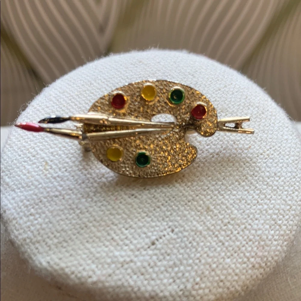 Signed Gerry’s Gold Artist Palette Brooch with Colorful Accents